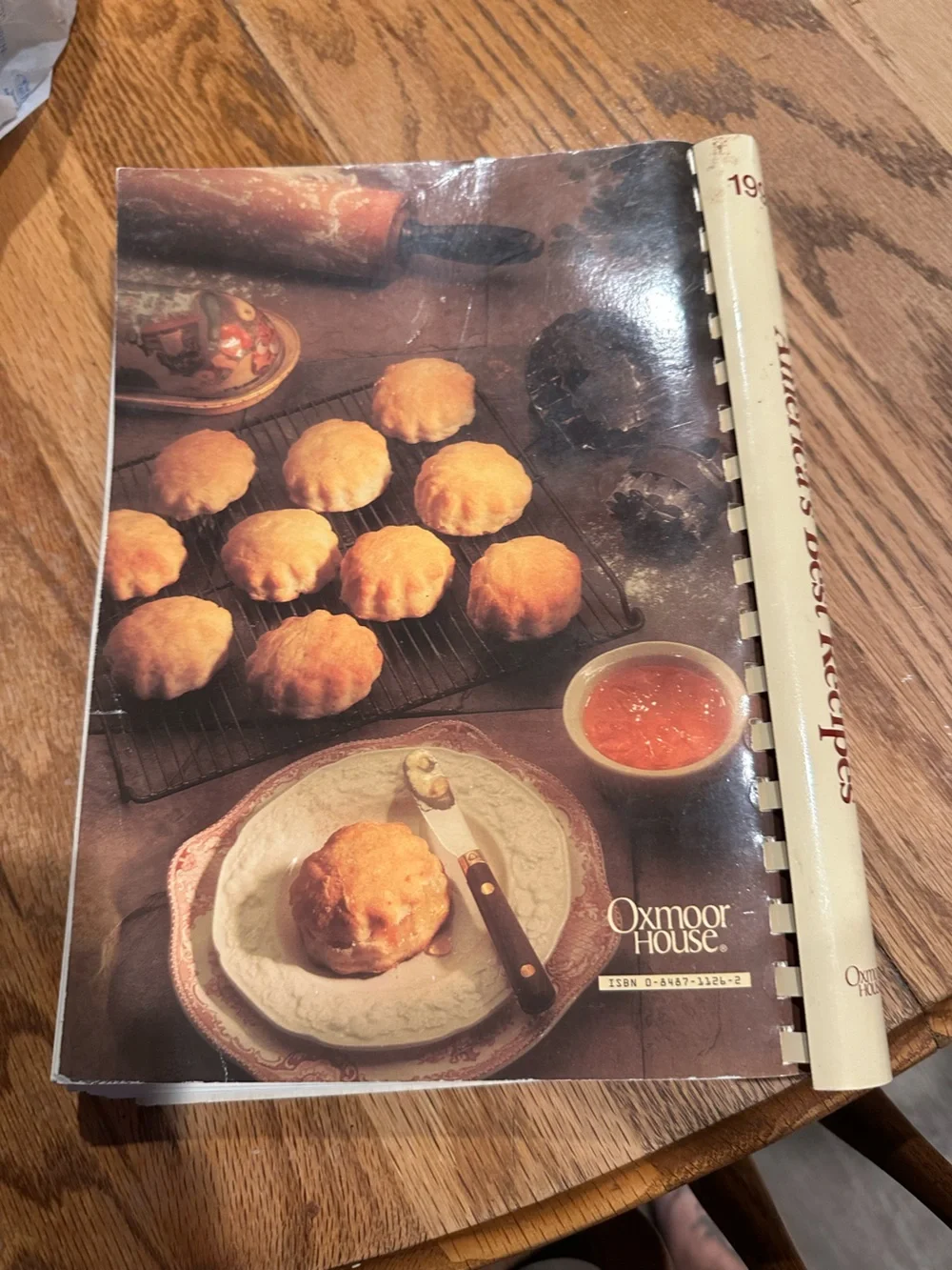 1993 Hometown Collection America’s Best Recipes cookbook